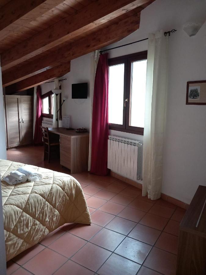Agriturismo L'Ulivo Padula Ngoại thất bức ảnh
